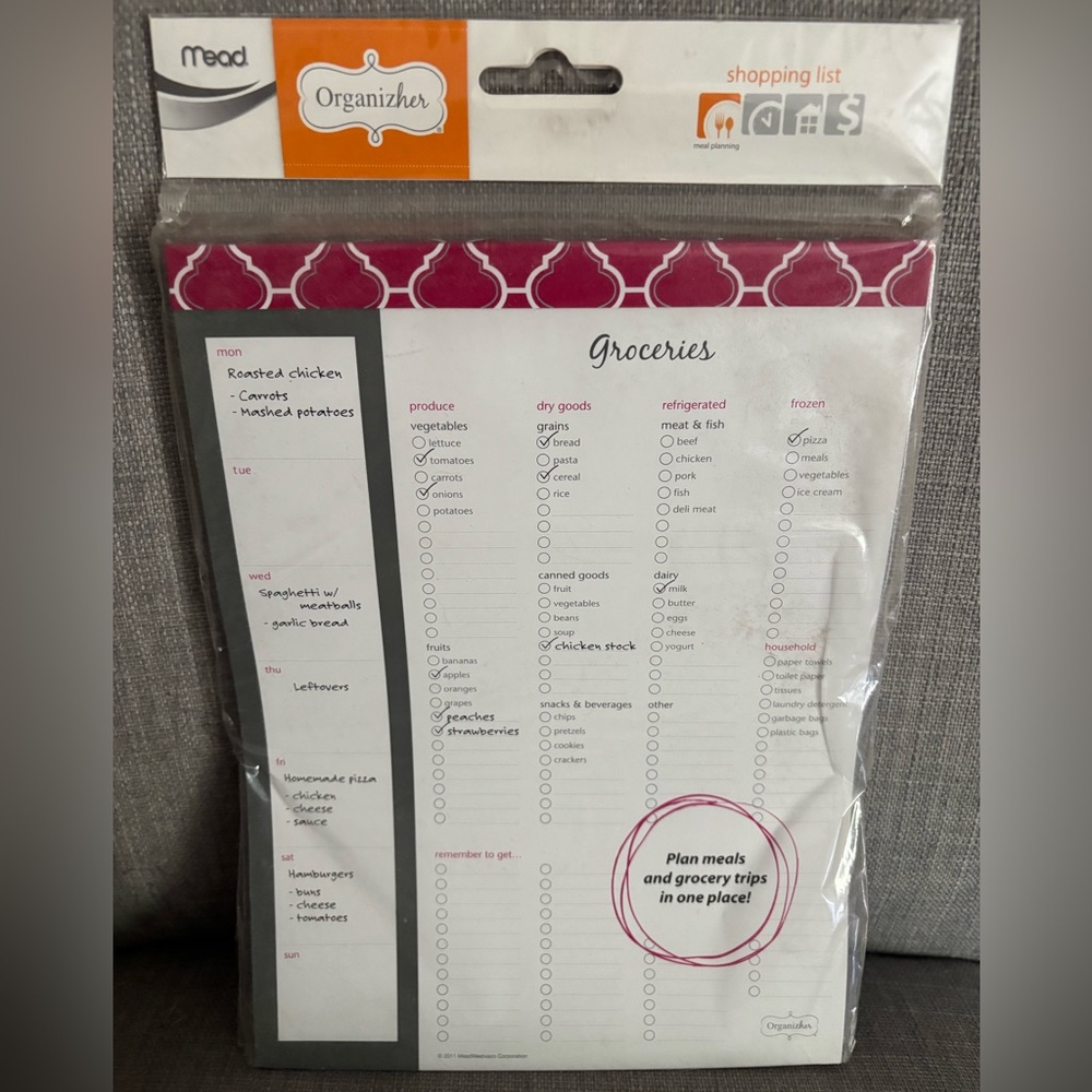 Grocery List Organizer with Pink Design